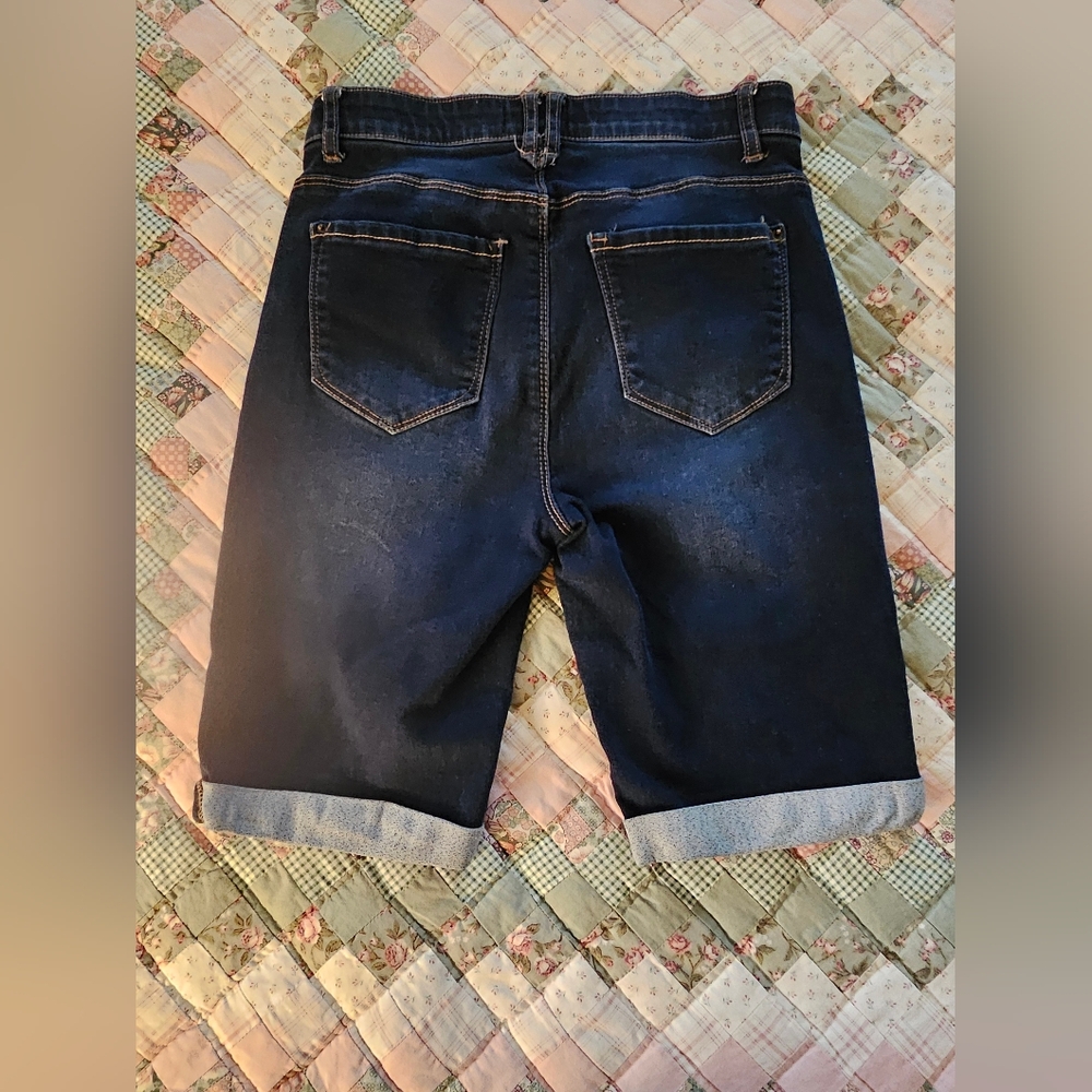 Curve Appeal Bermuda Shorts - Comfort Waistband- Dark Wash - Picture 2 of 7